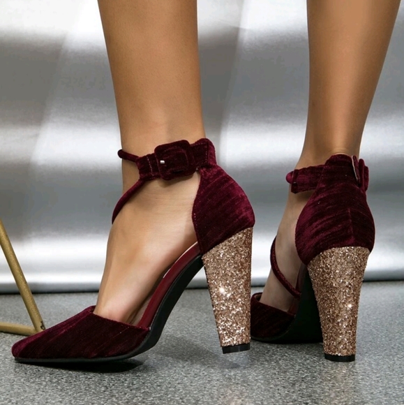 NEW IN BOX SHEIN Velvet Pointed Toe Strappy Pumps with Glitter Heels - Picture 5 of 9